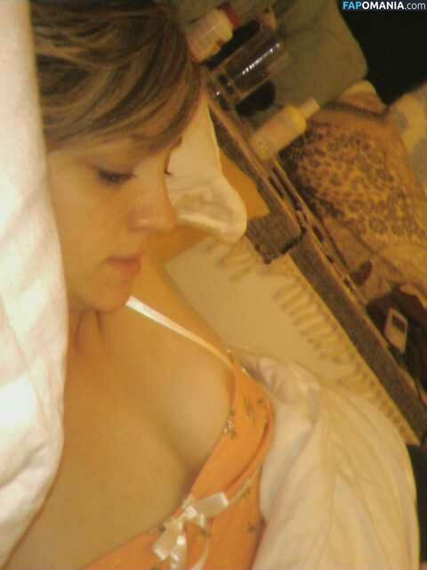 Abby Elliott Nudo Foto trapelata #9