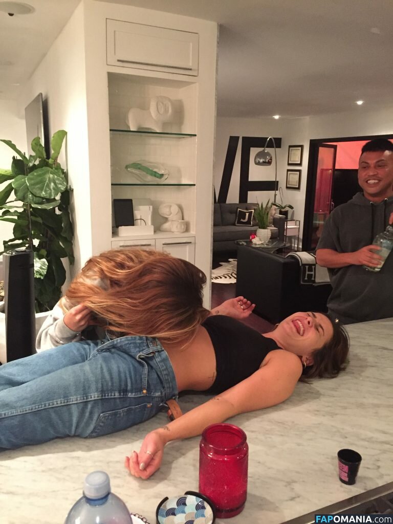 Addison Timlin Nudo Foto trapelata #16