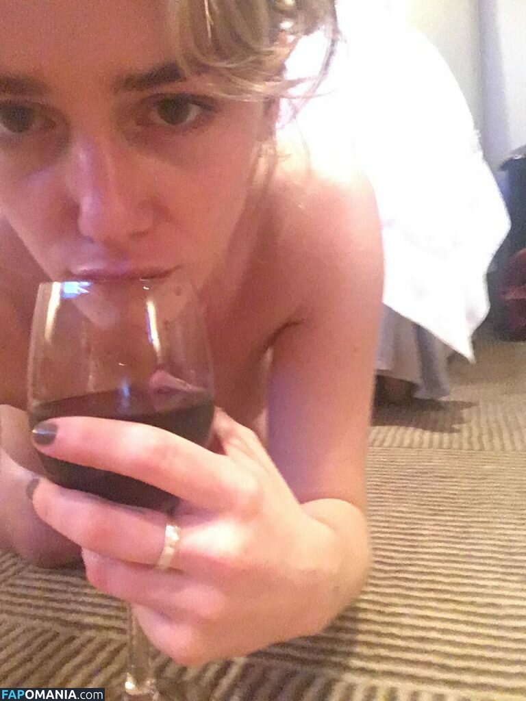 Addison Timlin Nudo Foto trapelata #24