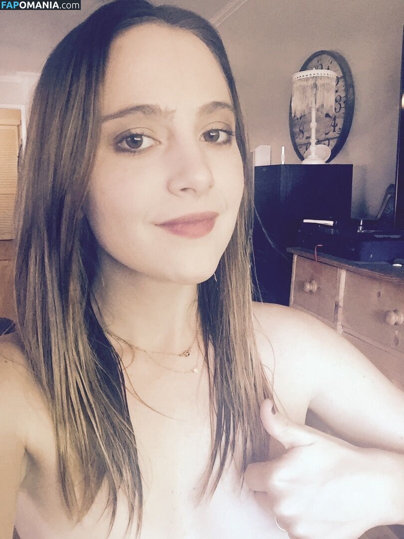 Alexa Nikolas Nudo Foto trapelata #15