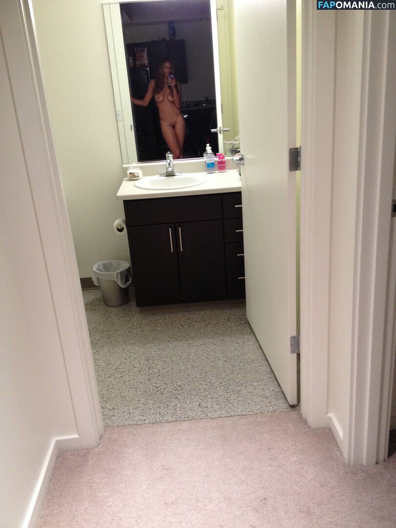 Alysha Clark Nudo Foto trapelata #2