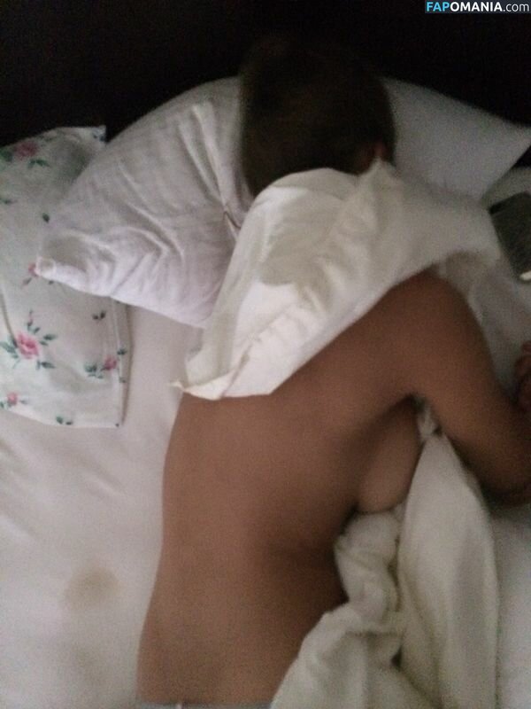 Alyssa Arce Nudo Foto trapelata #59