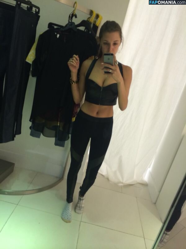 Alyssa Arce Nudo Foto trapelata #90