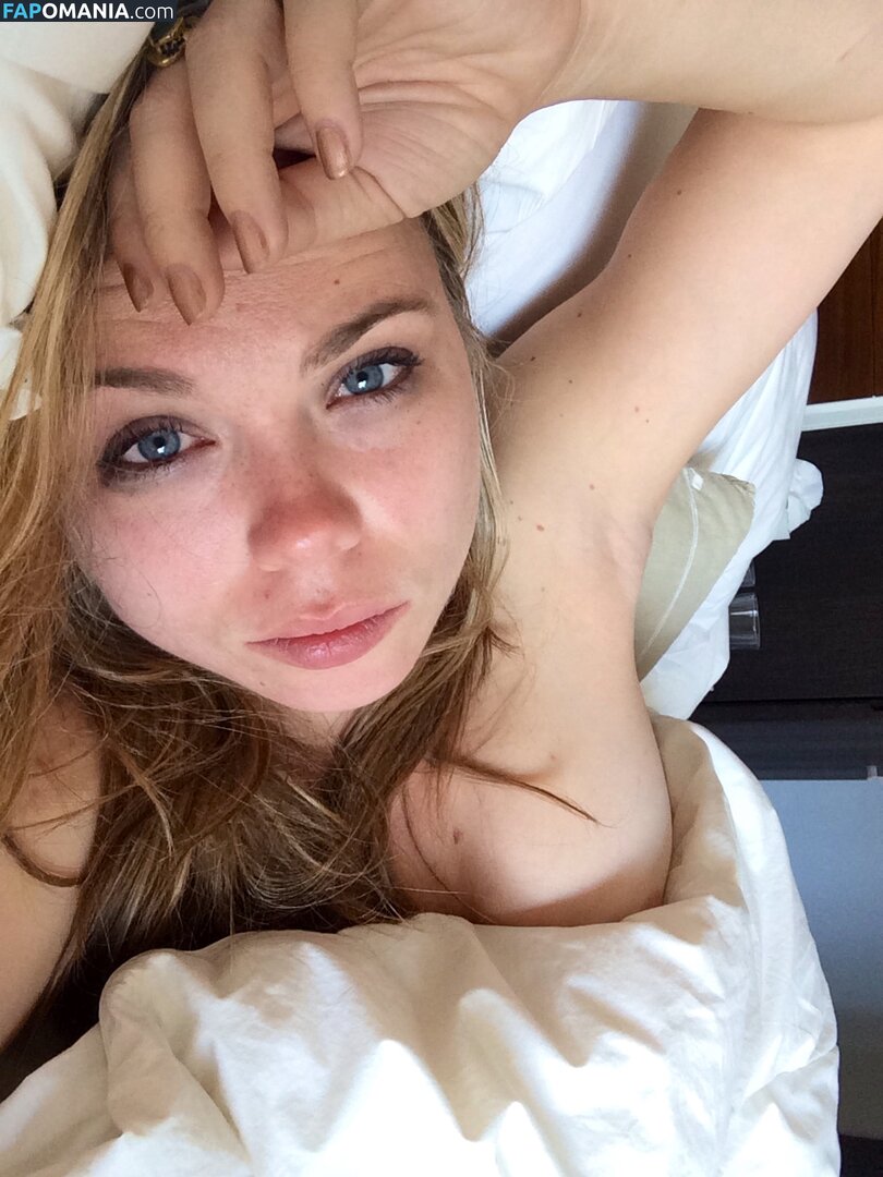 Amanda Fuller Nudo Foto trapelata #2