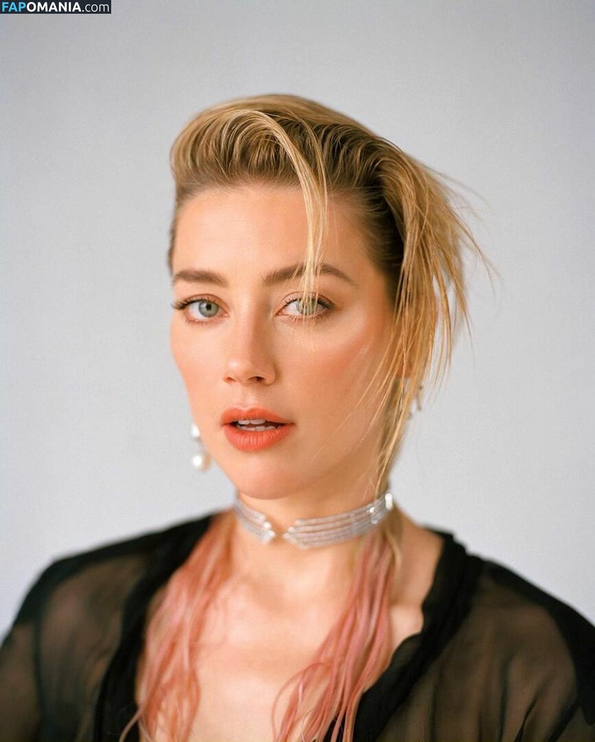 Amber Heard Nudo Foto trapelata #127