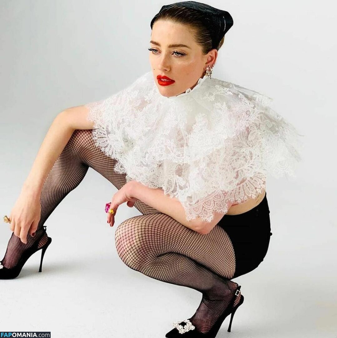 Amber Heard Nudo Foto trapelata #133