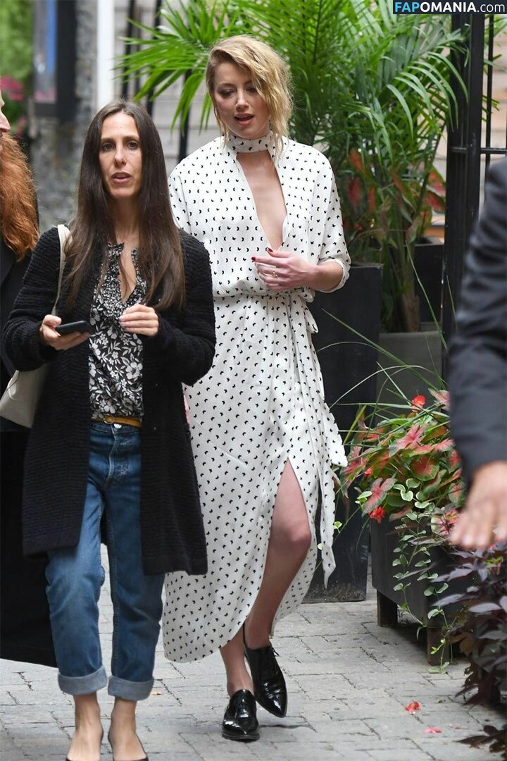 Amber Heard Nudo Foto trapelata #211