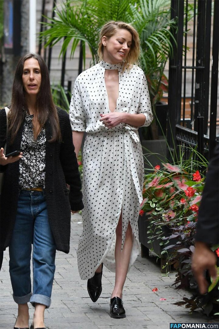 Amber Heard Nudo Foto trapelata #216