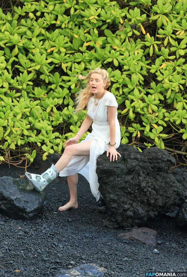 Amber Heard Nudo Foto trapelata #238