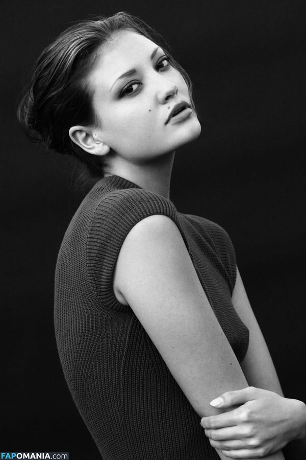 Ana Predo Nudo Foto trapelata #2