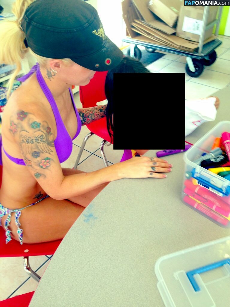 Angelina Love Nudo Foto trapelata #9