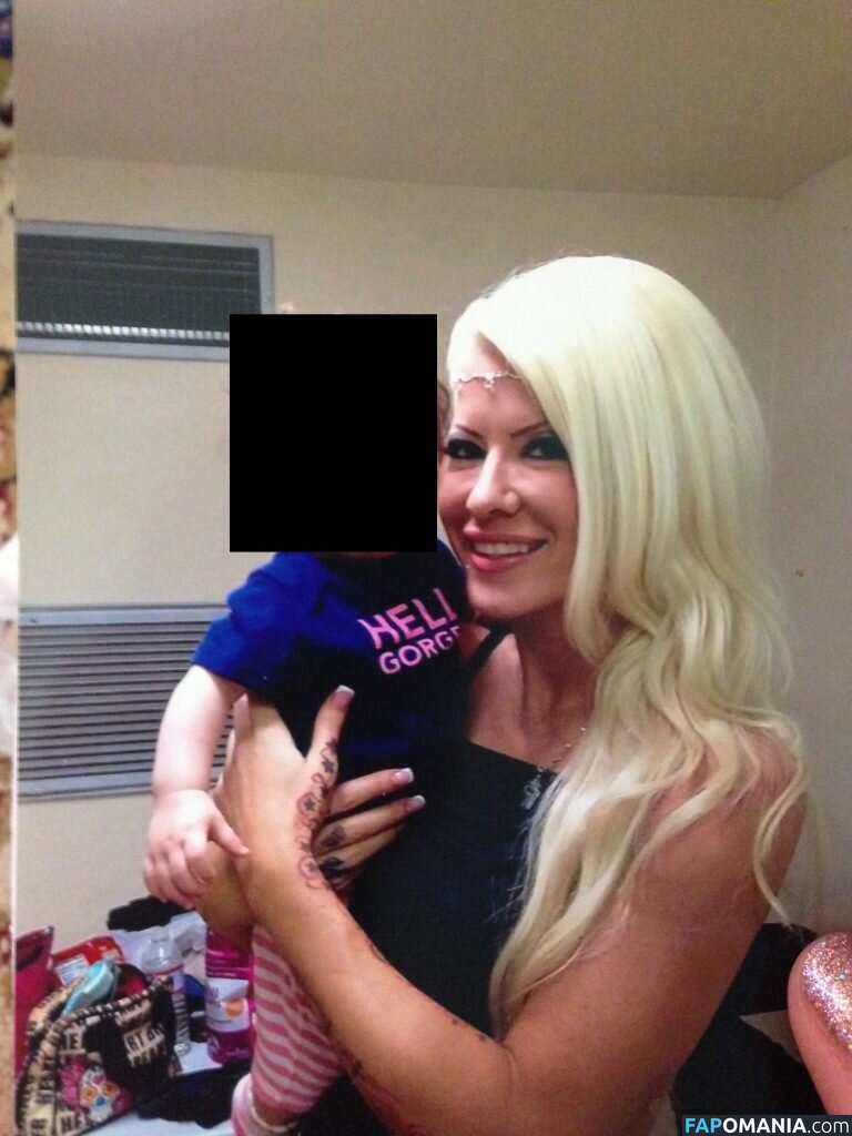 Angelina Love Nudo Foto trapelata #33