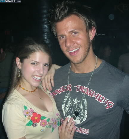 Anna Kendrick Nudo Foto trapelata #39