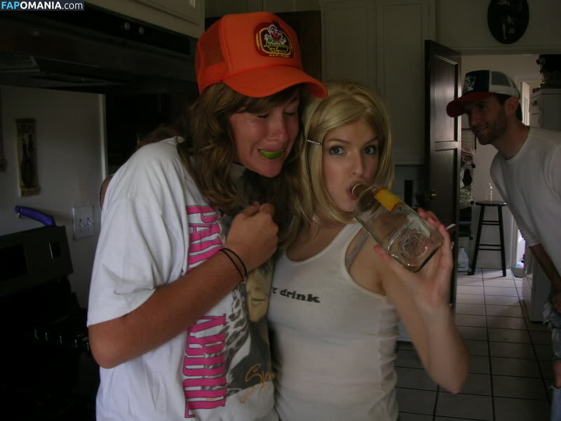 Anna Kendrick Nudo Foto trapelata #81