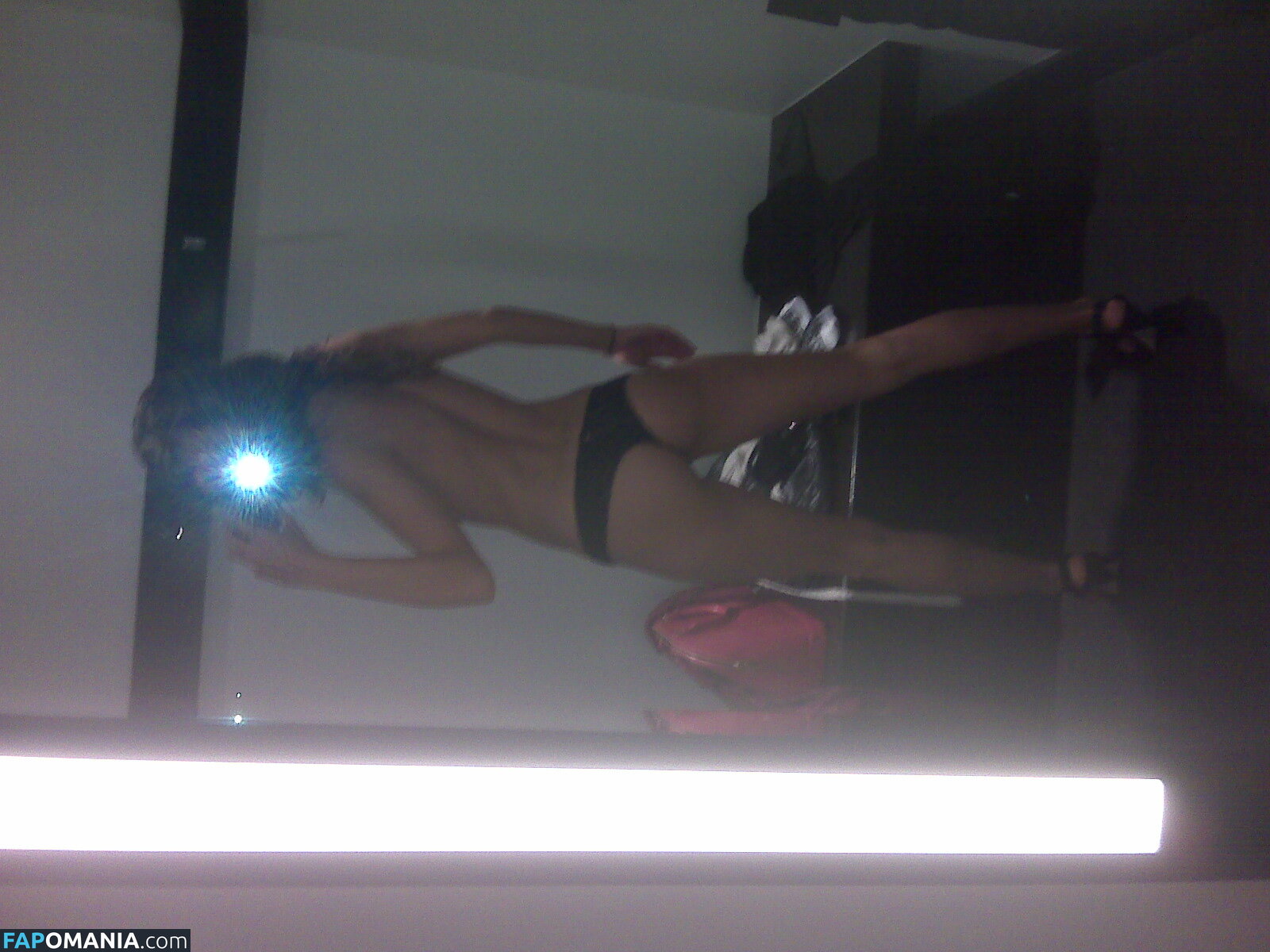 AnnaLynne McCord Nudo Foto trapelata #25