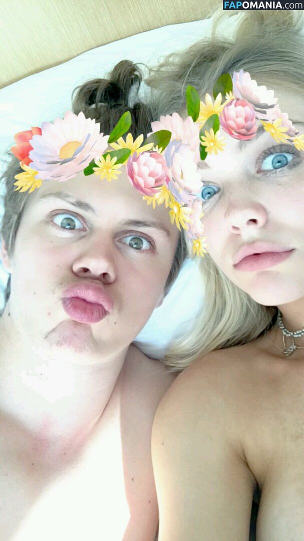 Annika Boron Nudo Foto trapelata #16