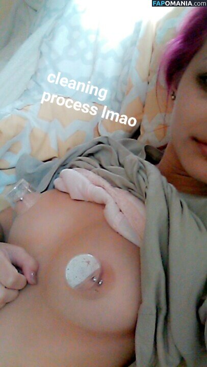 Ariela Barer Nudo Foto trapelata #12