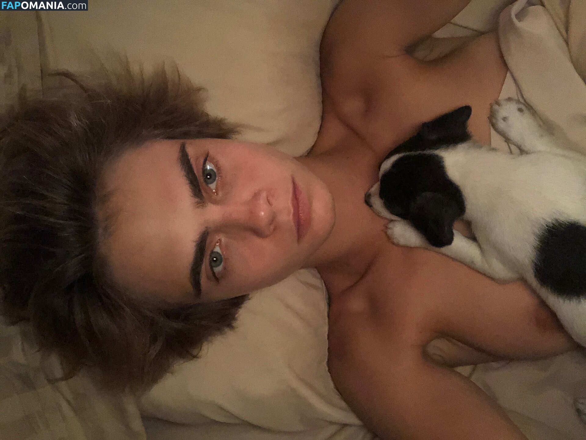 Ashley Benson And Cara Delevingne Nudo Foto trapelata #36
