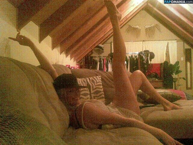 Ashley Bradley Nudo Foto trapelata #19