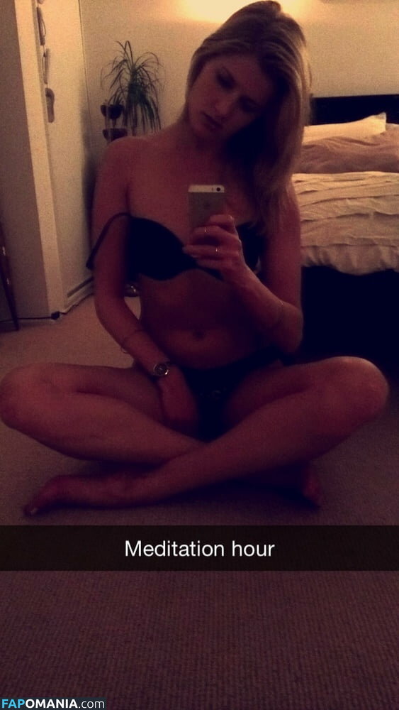 Ashley Bradley Nudo Foto trapelata #34