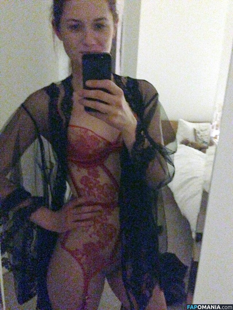 Bonnie Wright Nudo Foto trapelata #14