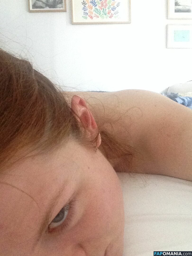 Bonnie Wright Nudo Foto trapelata #19