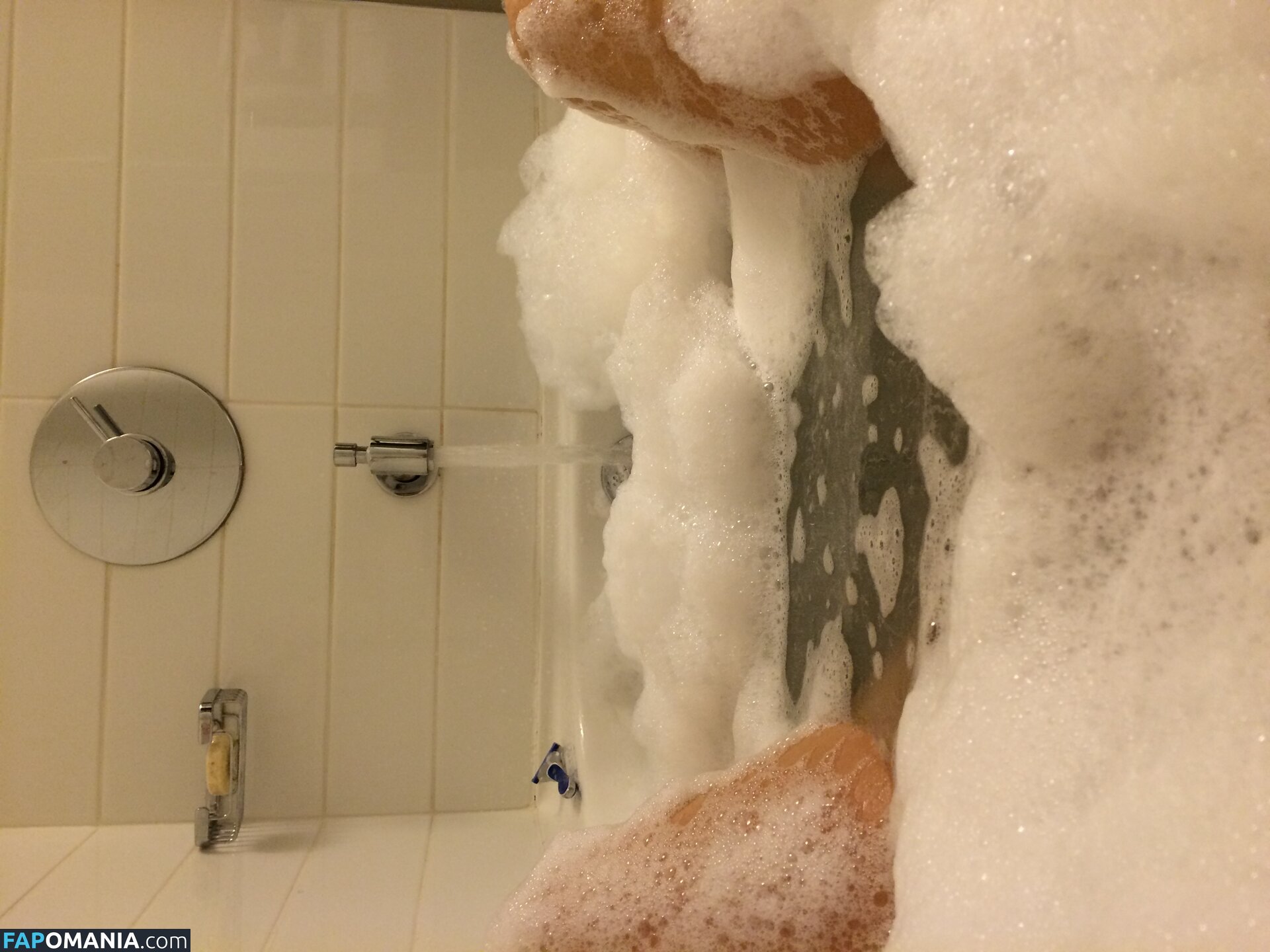 Britne Oldford Nudo Foto trapelata #13