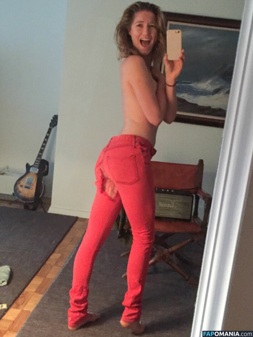 Caitlin Gerard Nudo Foto trapelata #13