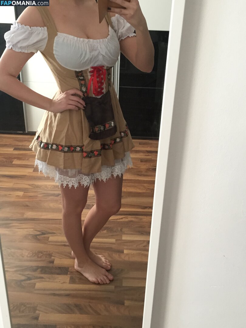 Carina Schwarz Nudo Foto trapelata #165