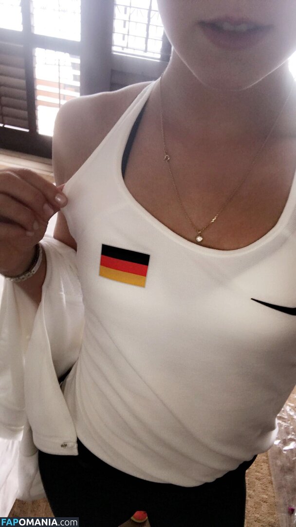 Carina Witthoeft Nudo Foto trapelata #22