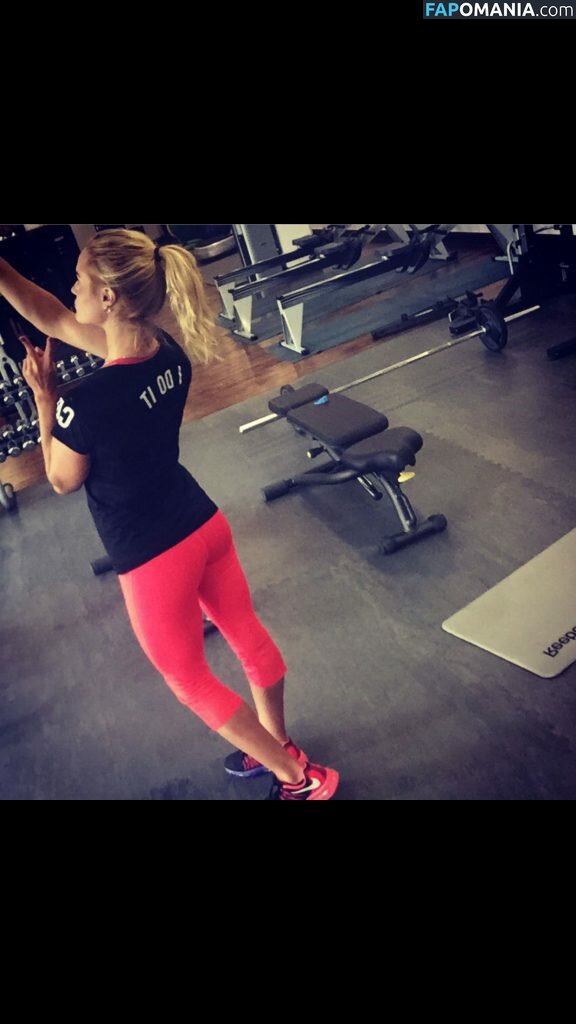 Carly Booth Nudo Foto trapelata #40