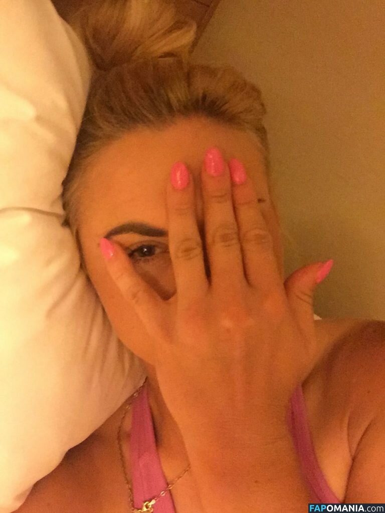 Carly Booth Nudo Foto trapelata #60