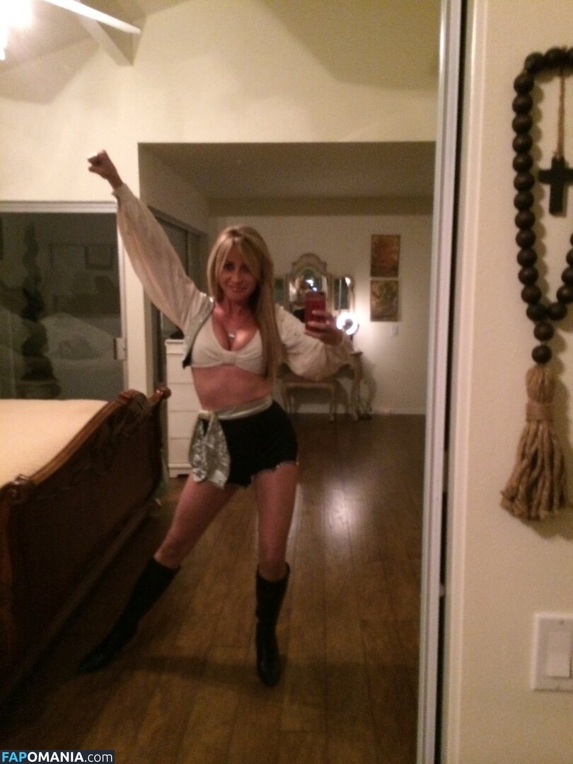 Carrie Michalka Nudo Foto trapelata #93