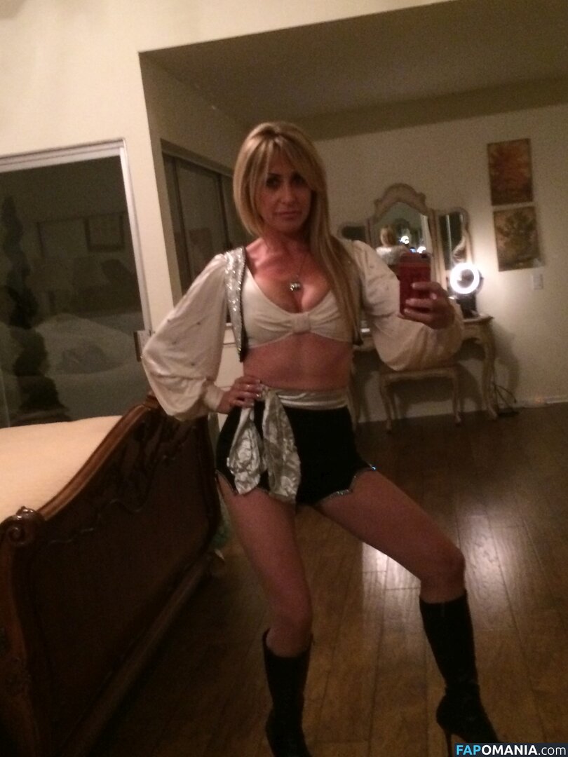 Carrie Michalka Nudo Foto trapelata #100