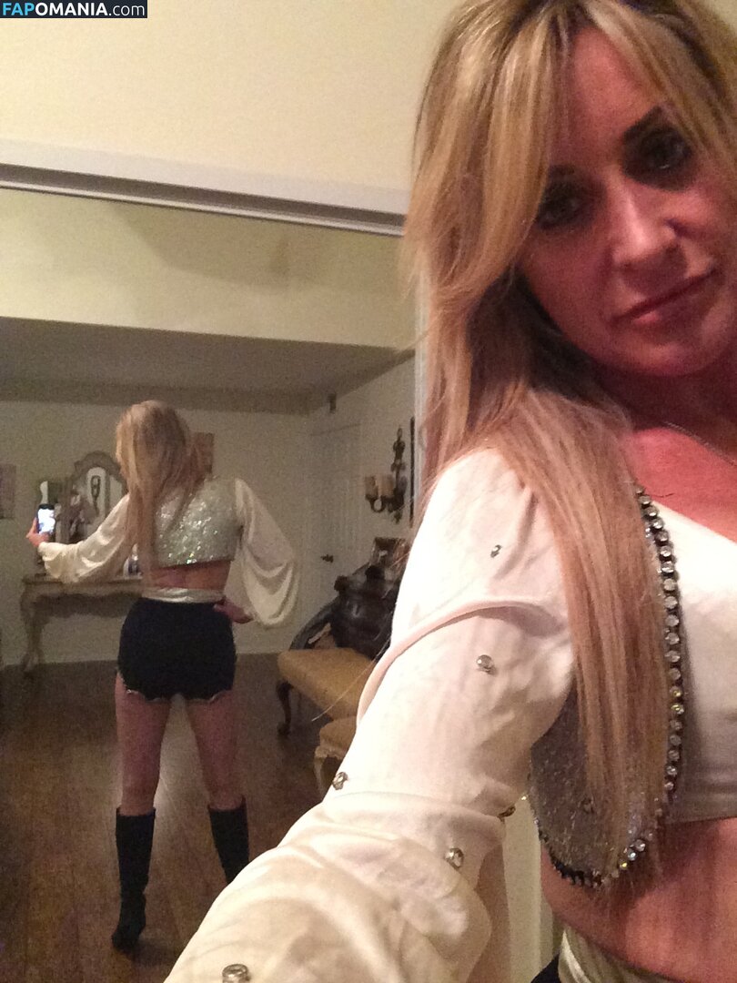 Carrie Michalka Nudo Foto trapelata #123