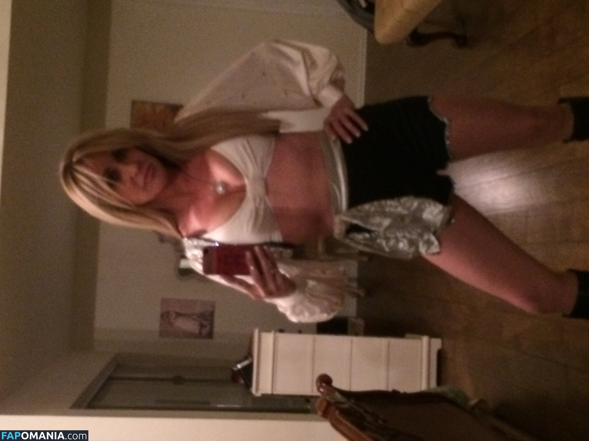 Carrie Michalka Nudo Foto trapelata #232