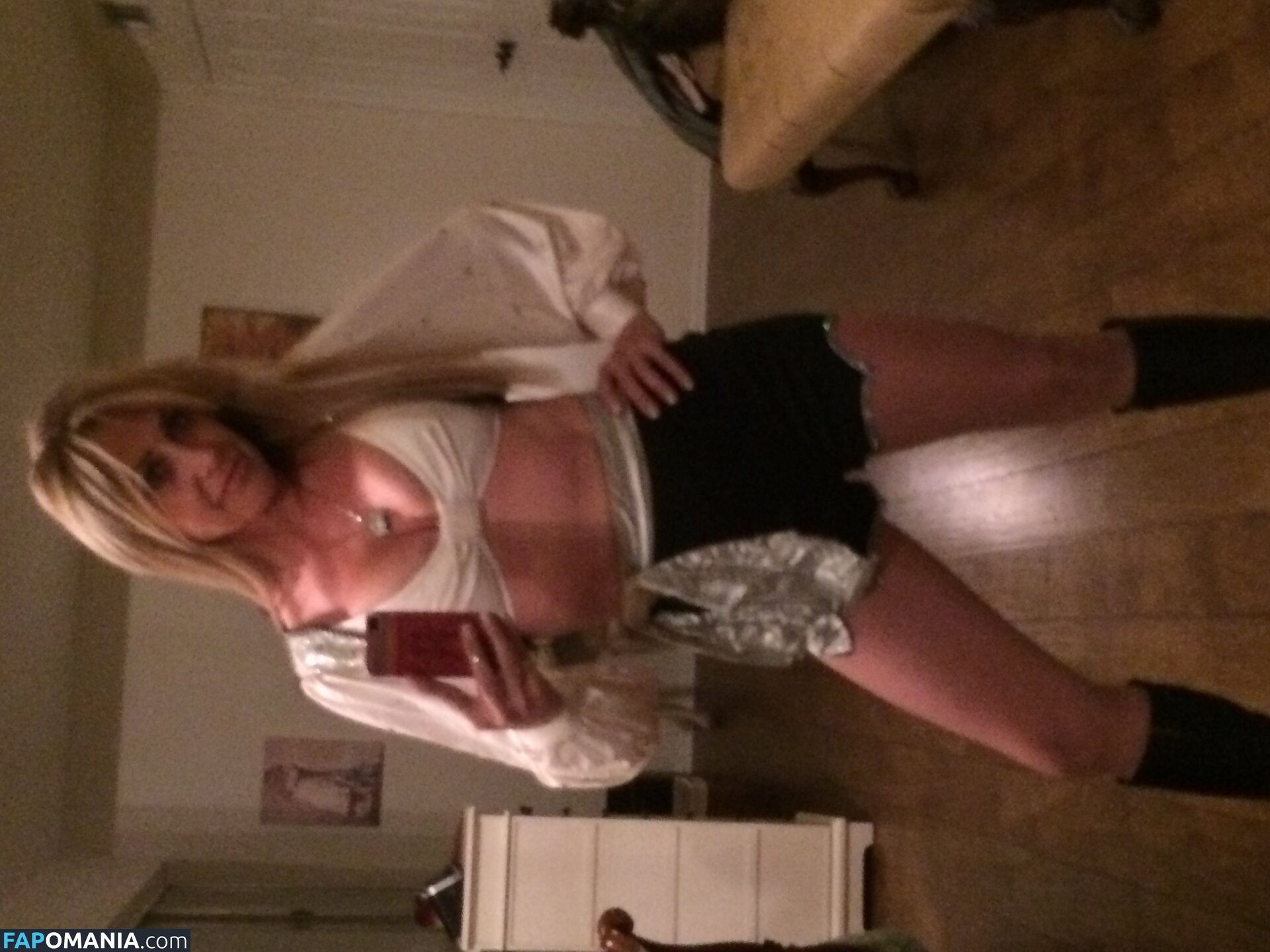 Carrie Michalka Nudo Foto trapelata #238