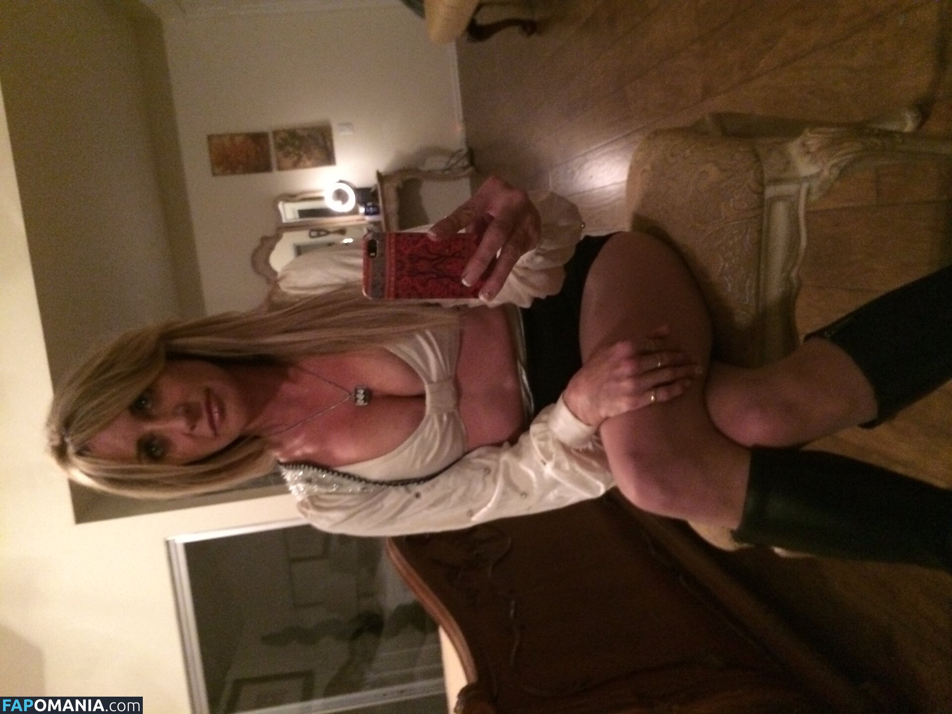 Carrie Michalka Nudo Foto trapelata #253