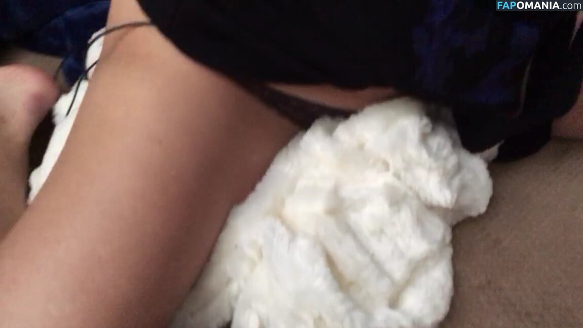 Catherine Bell Nudo Foto trapelata #6