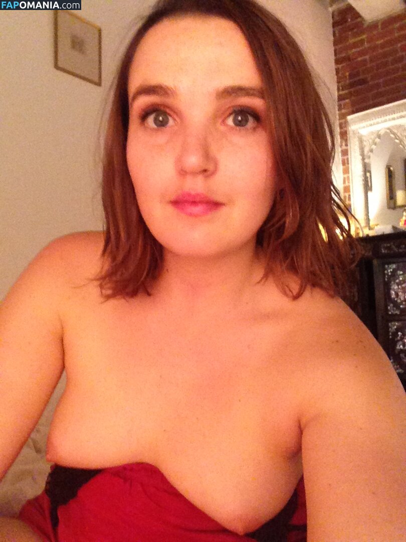 Chloe Fineman Nudo Foto trapelata #6