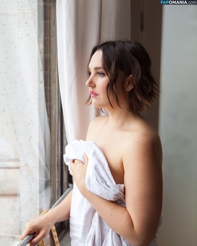 Chloe Fineman Nudo Foto trapelata #23
