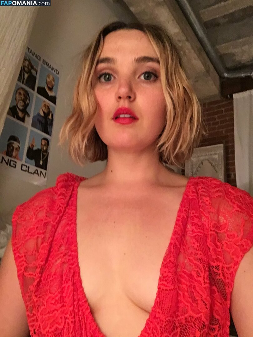 Chloe Fineman Nudo Foto trapelata #45
