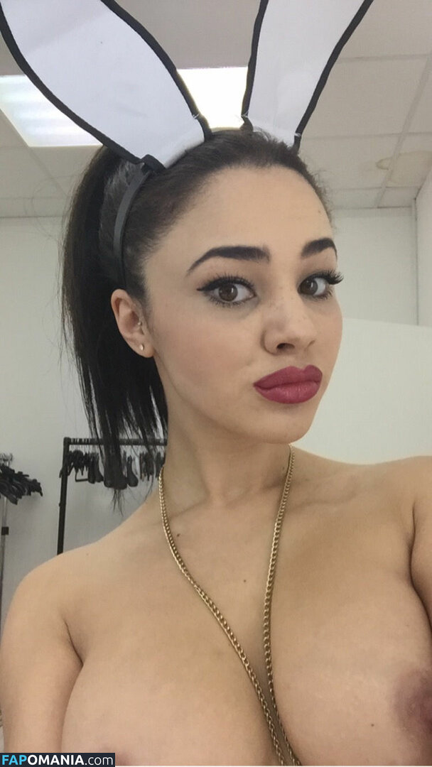 Courtnie Quinlan Nudo Foto trapelata #57