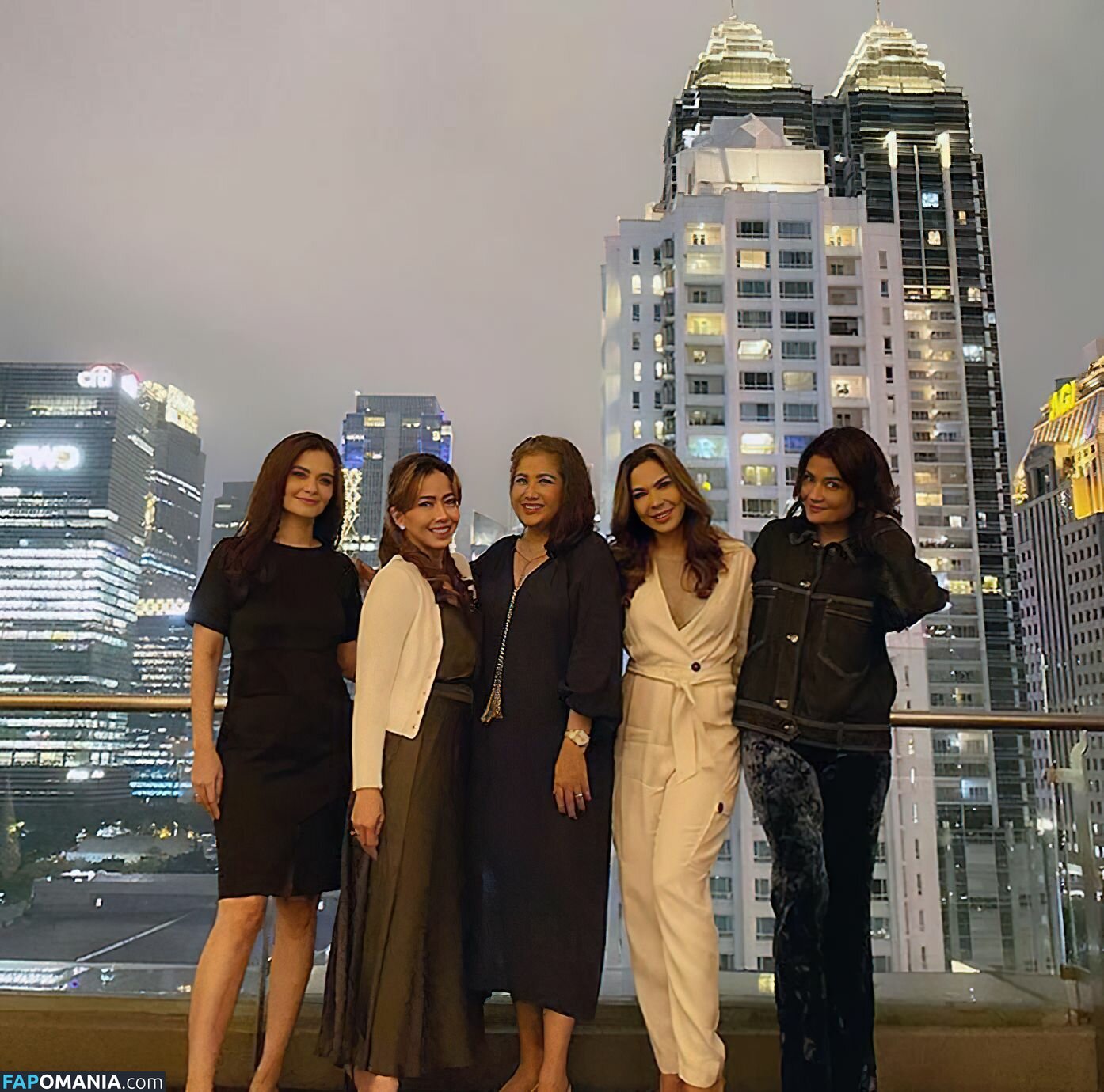 Cut Tari Nudo Foto trapelata #73