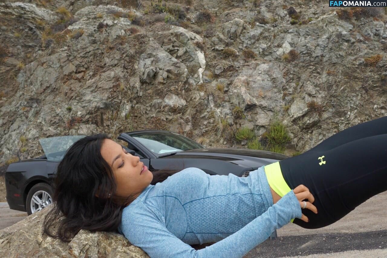 Danay Garcia Nudo Foto trapelata #7