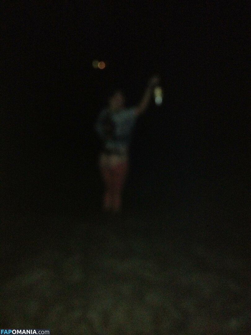 Danielle Colby Nudo Foto trapelata #18