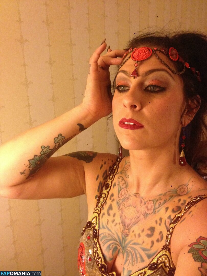 Danielle Colby Nudo Foto trapelata #36