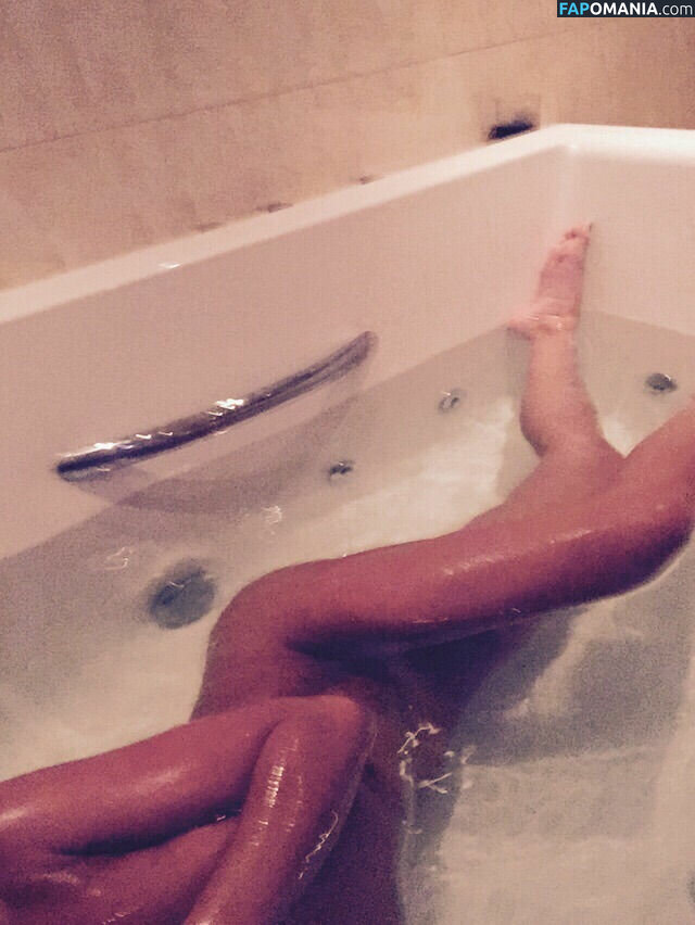 Danielle Lloyd Nudo Foto trapelata #219