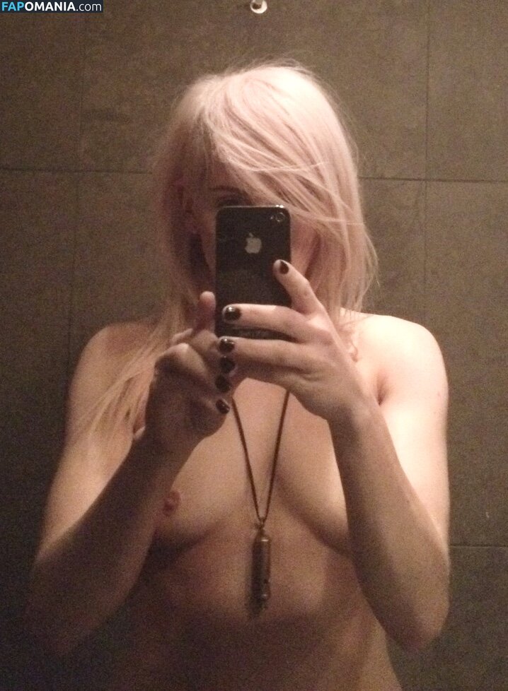 Ellie Goulding Nudo Foto trapelata #39