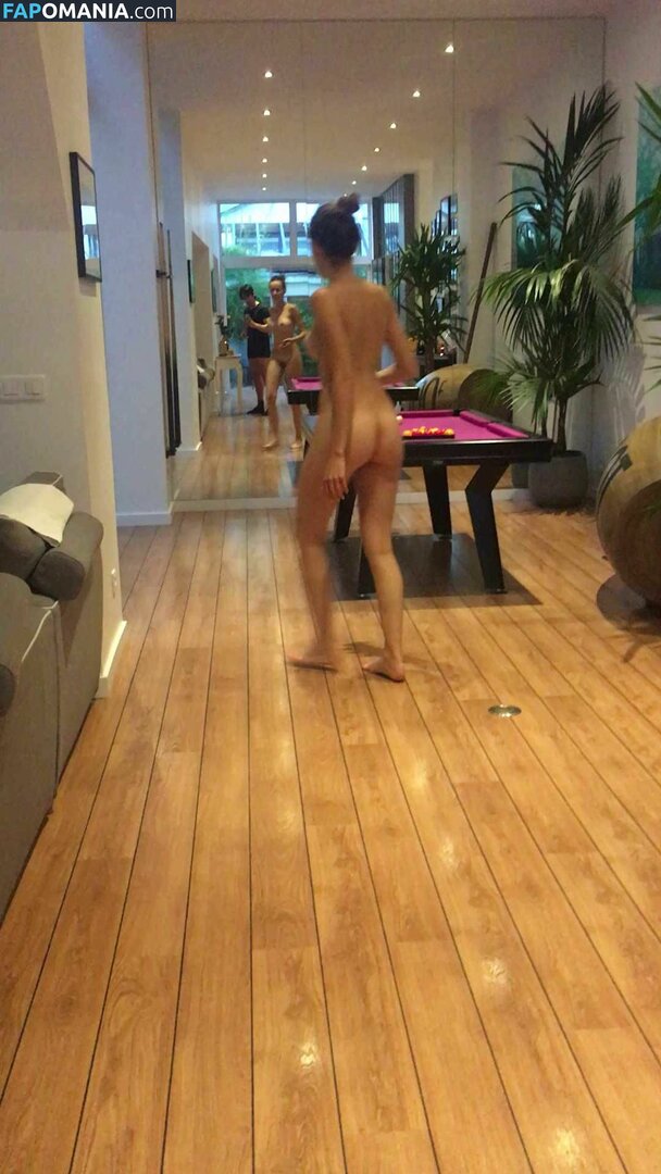 Elodie Fontan Nudo Foto trapelata #4
